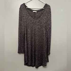 EUC Entro Scoop Neck Top/Tunic